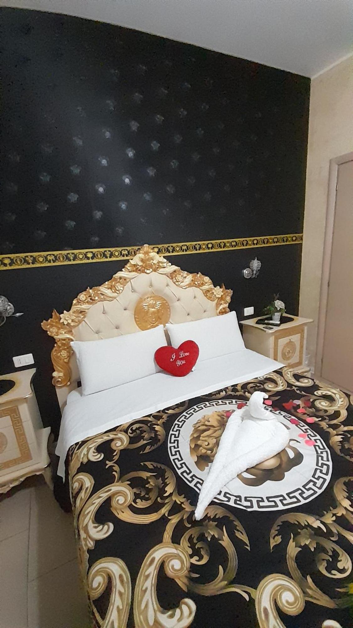 B&B Sotto Gli Archi 卡塔尼亚 外观 照片